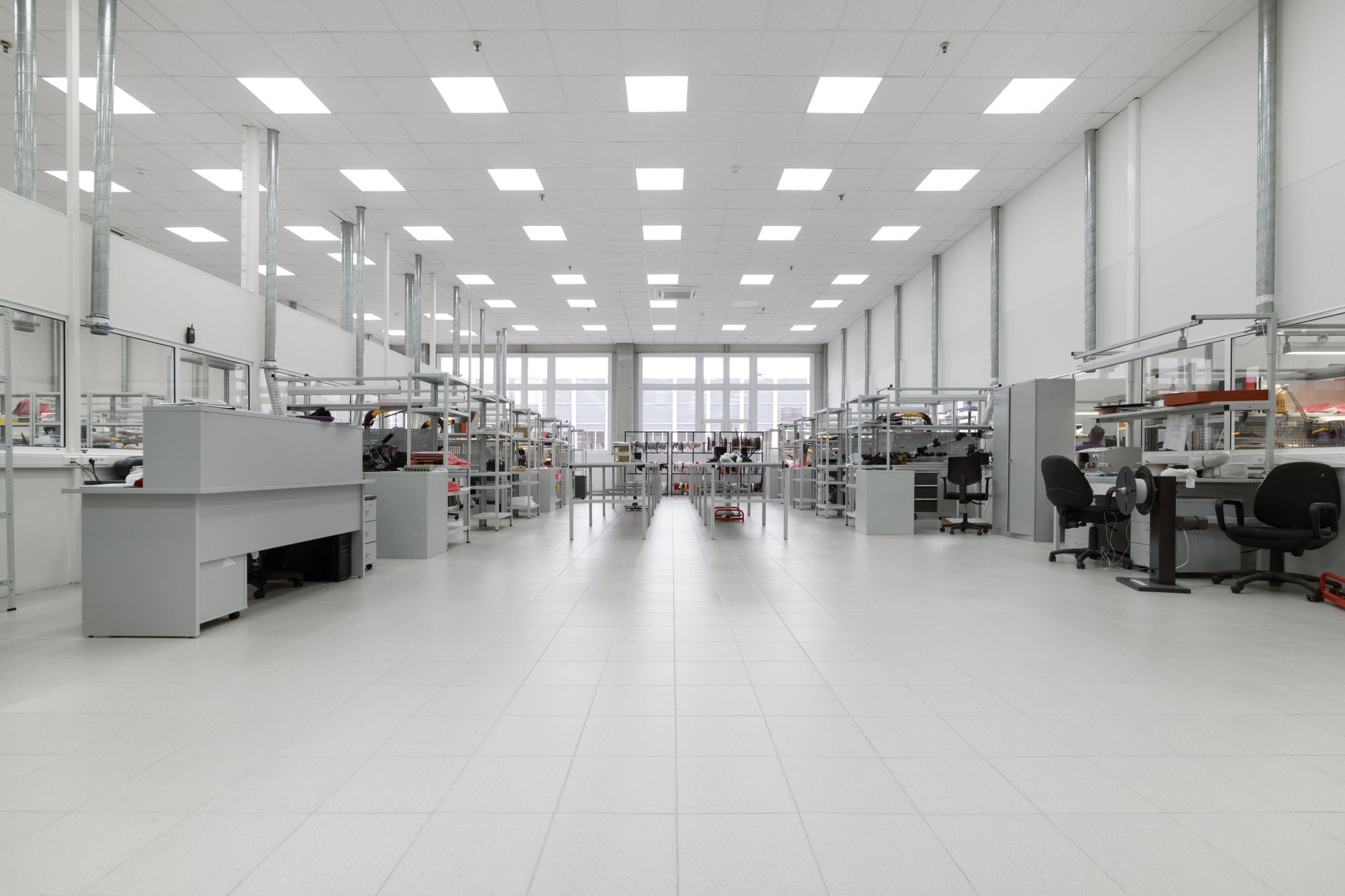 Factory for the manufacture of electronic printed circuit boards. Workshop surface mounting and pre-assembly